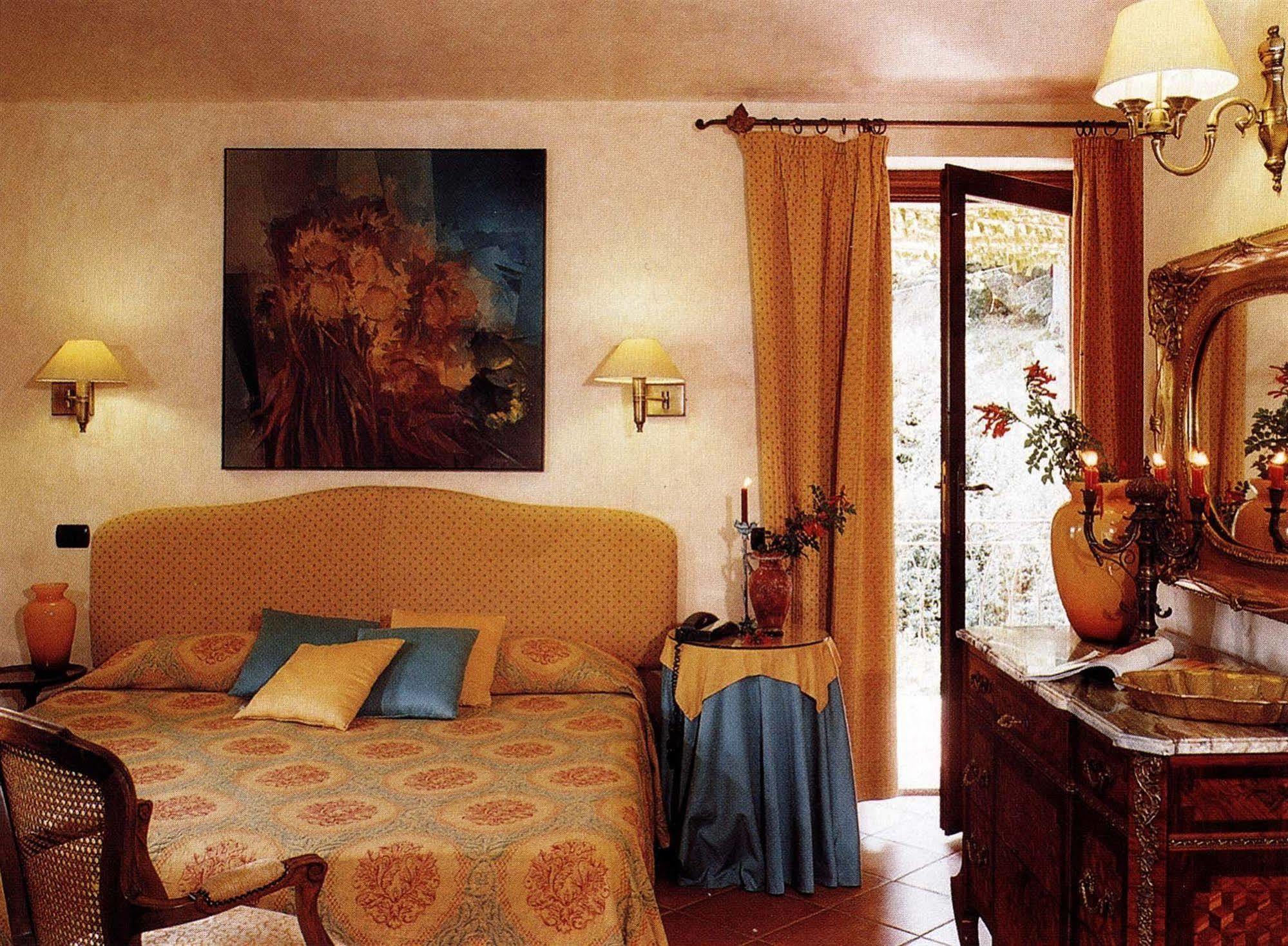 L'Agnata Di De Andre Boutique Hotel 템피오파우사니아 외부 사진