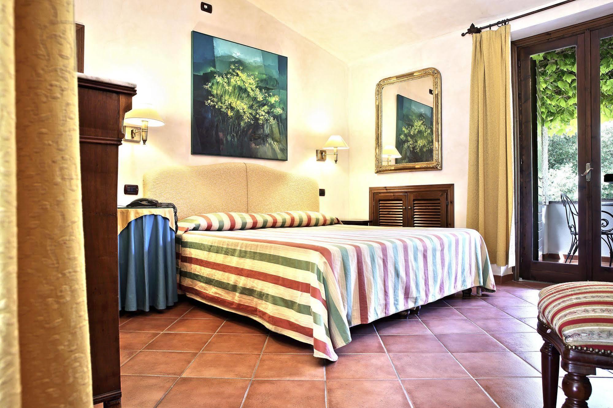 L'Agnata Di De Andre Boutique Hotel 템피오파우사니아 외부 사진