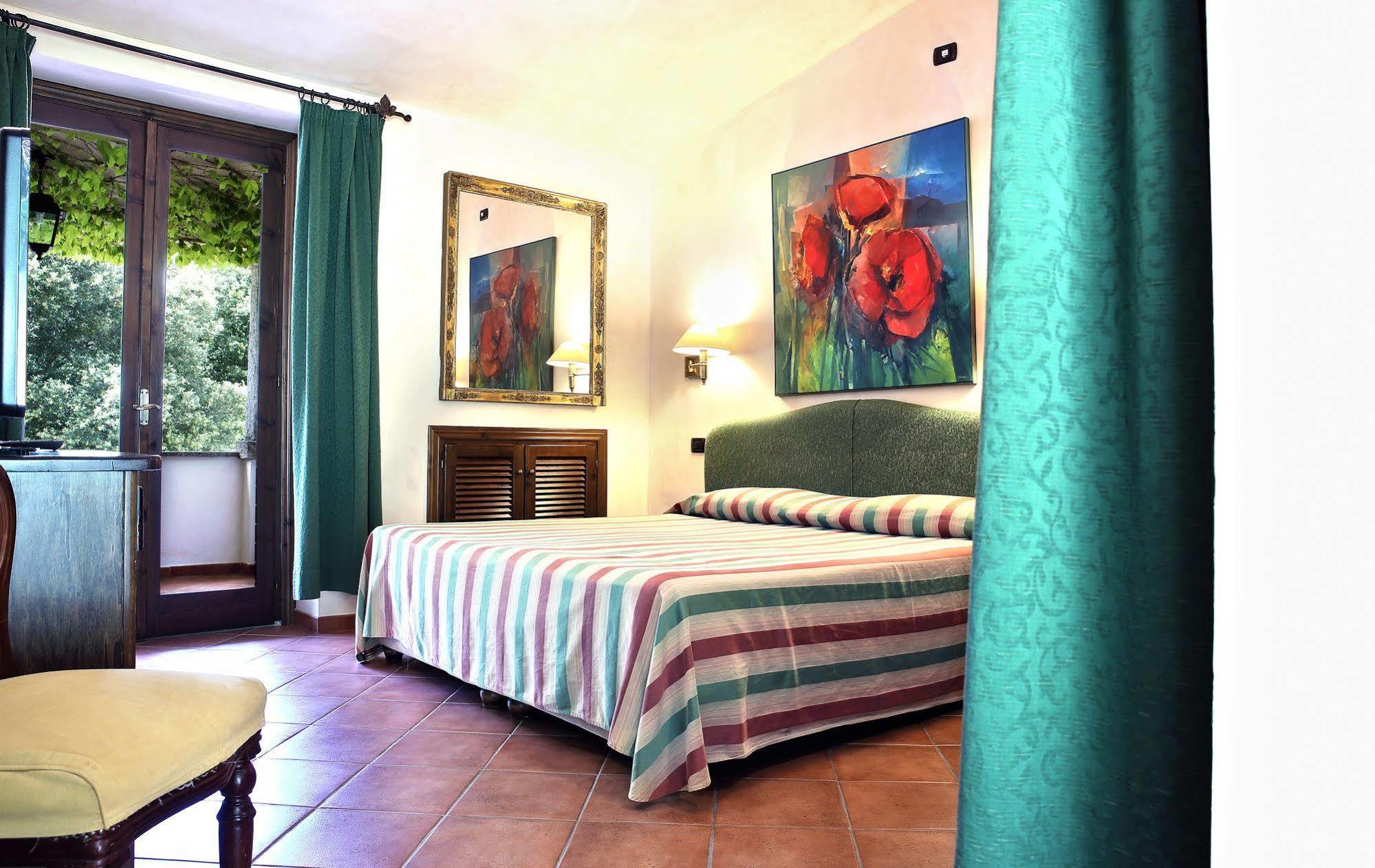 L'Agnata Di De Andre Boutique Hotel 템피오파우사니아 외부 사진