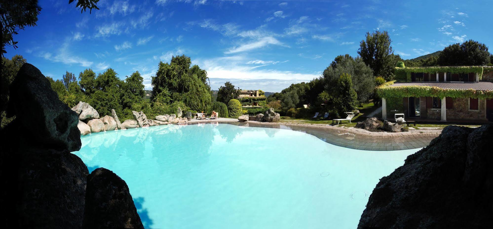 L'Agnata Di De Andre Boutique Hotel 템피오파우사니아 외부 사진